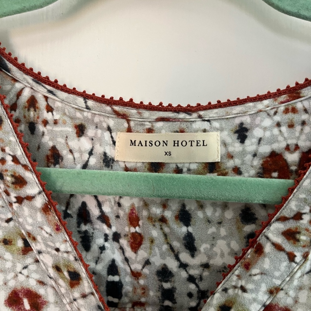 Maison Hotel Midi Dress - Picture 3 of 5